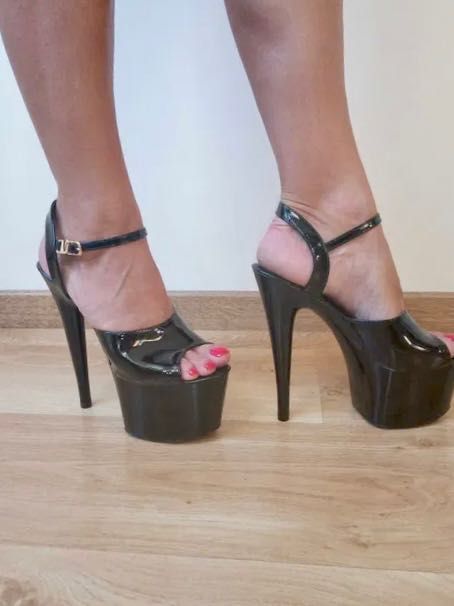 32/ OD RĘKI 37 Szklanki szpilki sandały gogo platformy 17cm czarne