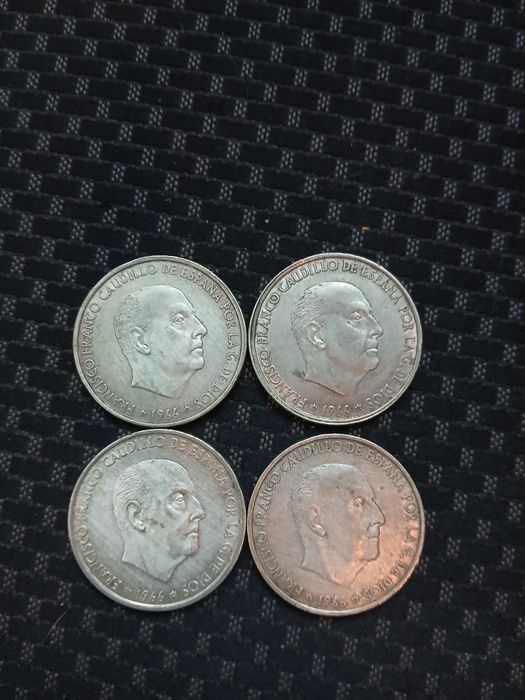 Монета  100 песет Серебро