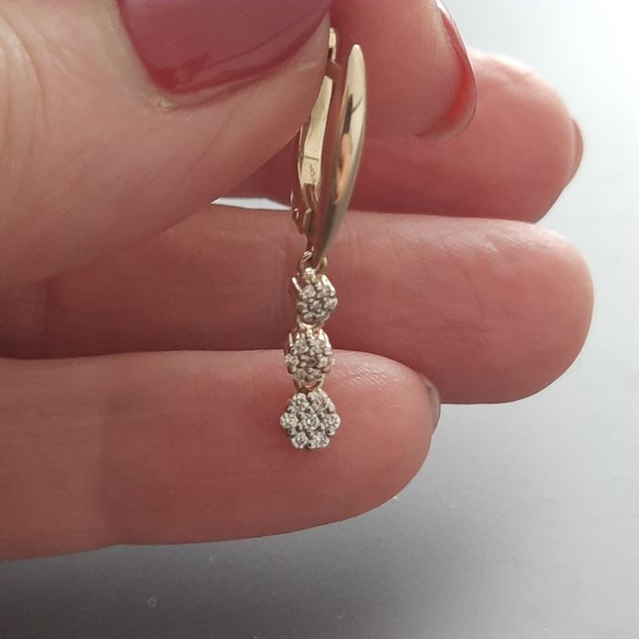 Золотые серьги с бриллиантами 3.54 гр. Новые