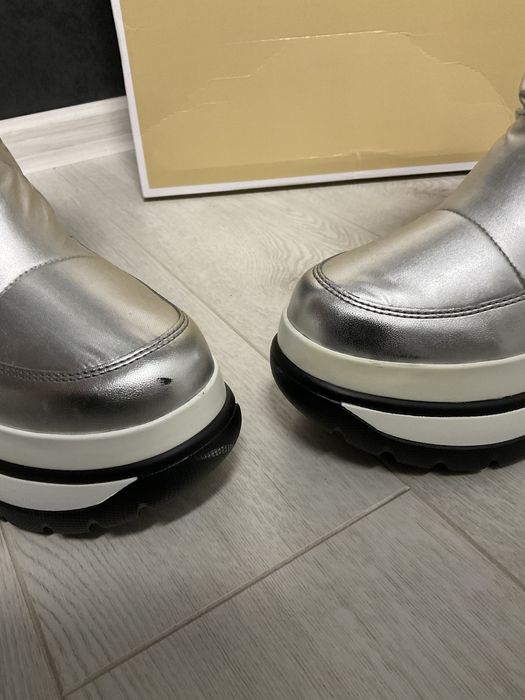 Зимние сапоги дутики Michael Kors 38р: 3 500 грн. - Дутики Нежин