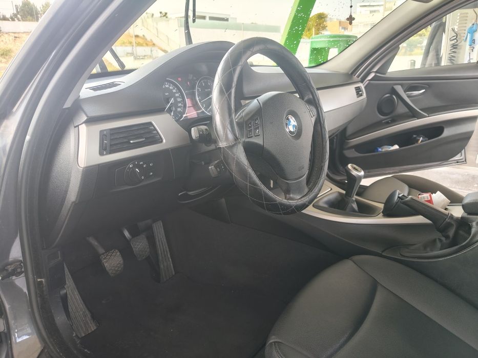 BMW e90 316i  bom estado