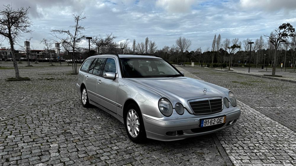 Mercedes-Benz E220 CDI Station Wagon Elegance (W210, 2000, 7 lugares)