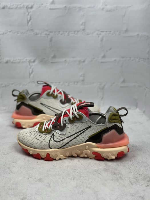 Спортивні кросівки Nike React Vision 41p