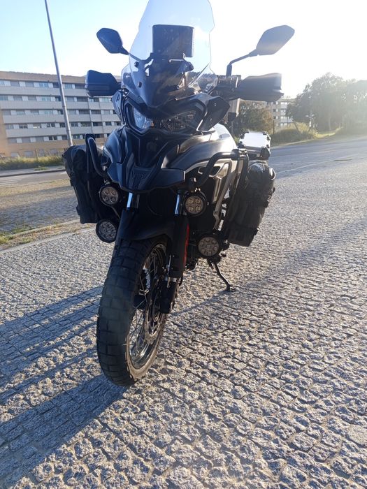 Benelli trk 702 x