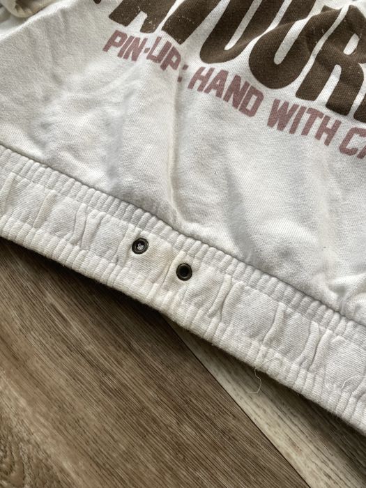 Bluza z nadrukami z naszywkami bershka