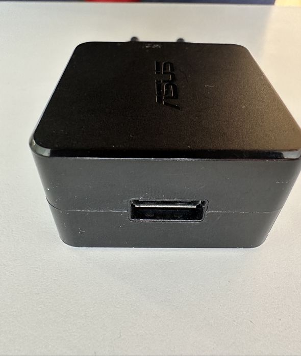 Carregador USB  ASUS B10LF