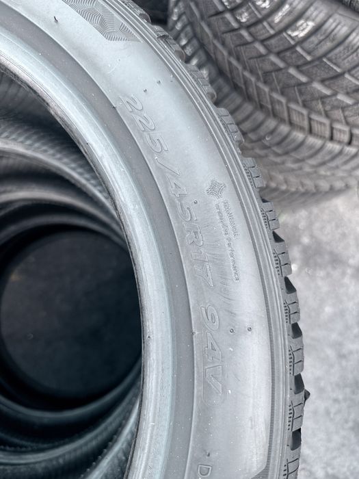 225 45 17 Hankook Winter Icept RS3 99% 2023 Шини Зима