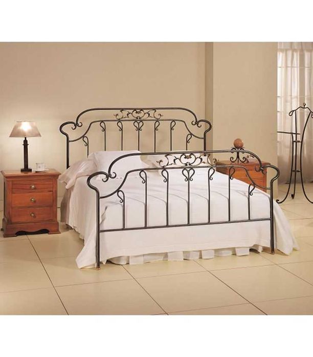 Cama Casal em ferro forjado