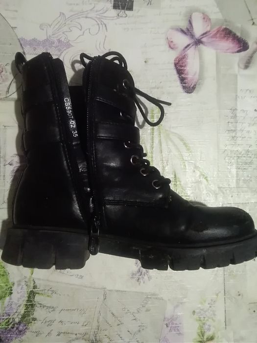 Buty młodzieżowe czarne