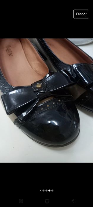 Sapatos da Max em pele e verniz