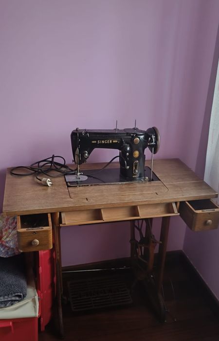 Máquina de costura Singer