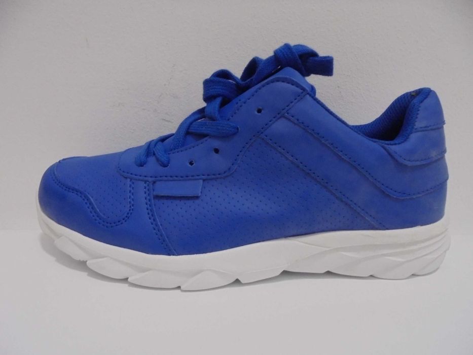 Buty sportowe młodzieżowe rozmiar 36