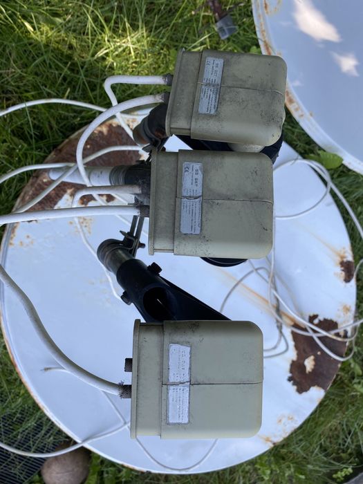 Спутниковая тарелка антенна