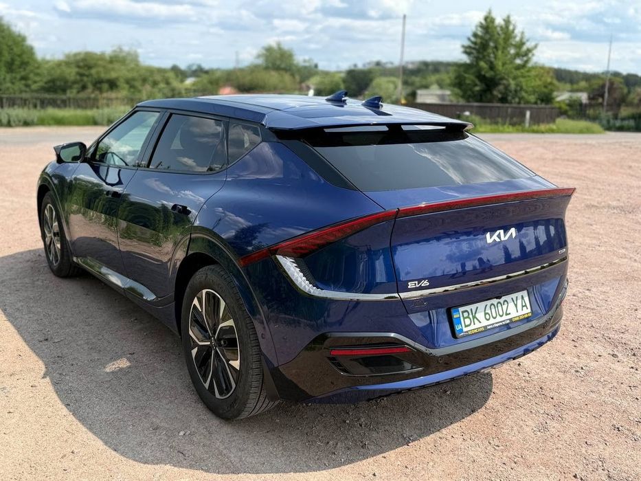 Продам Kia ev6 .