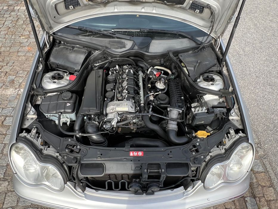 Mercedes-Benz C220 CDI W203