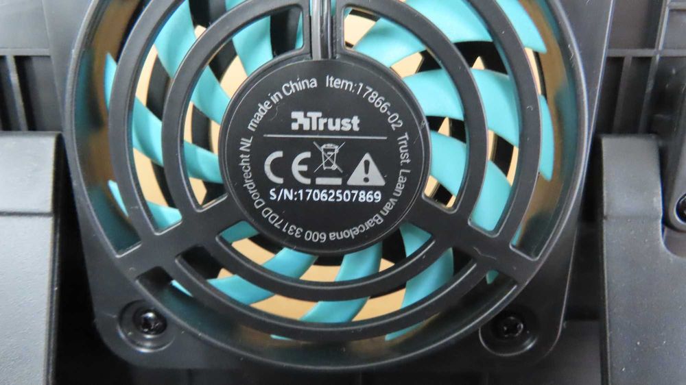 Base ventilada - Trust Xstream para PC de 15 polegadas451078565627832323