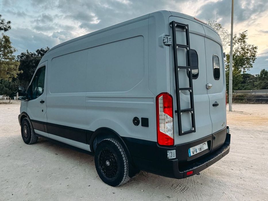 Campervan Autocaravana Ford Transit, autónoma, Conversão a estrear