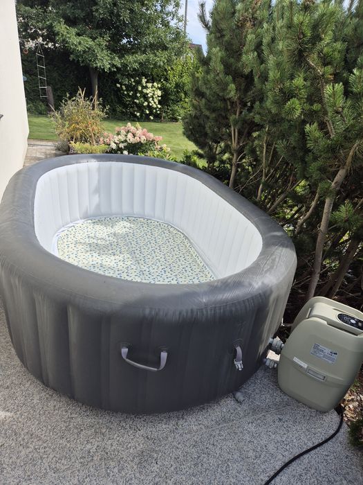 Jacuzzi ogrodowe Bestway 270x180x71 cm Lay-Z-Spa® Mauritius