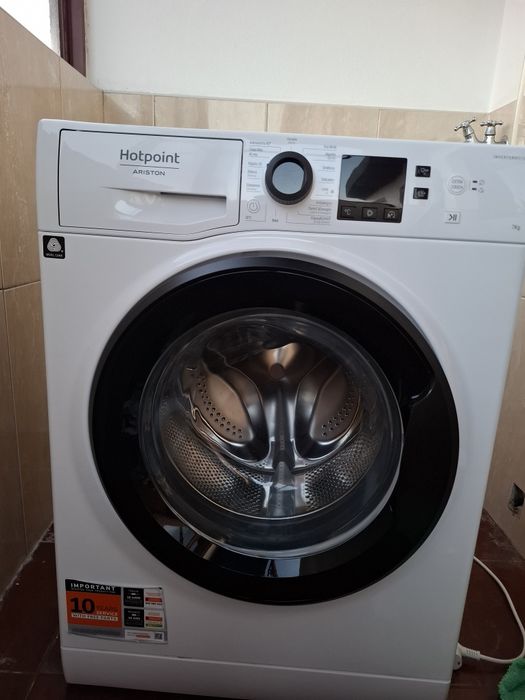 Maquina de lavar Hotpoint, 7kg capacidade.