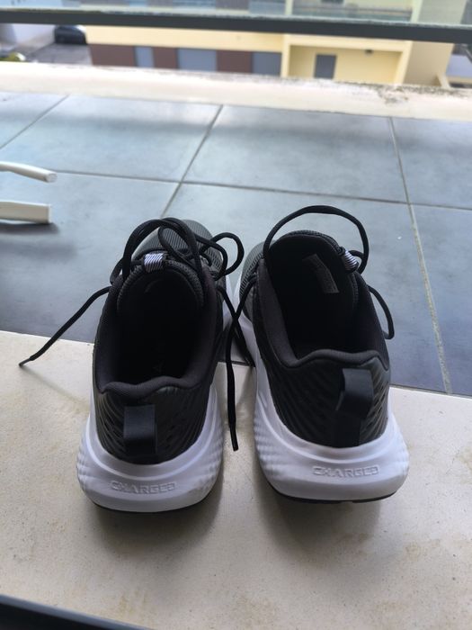 Tenis Under Amour