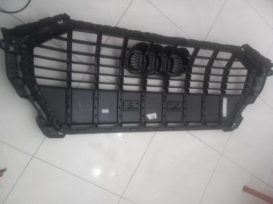 grelha da frente audi q3