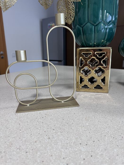Jarras decorativas e suporte  para velas