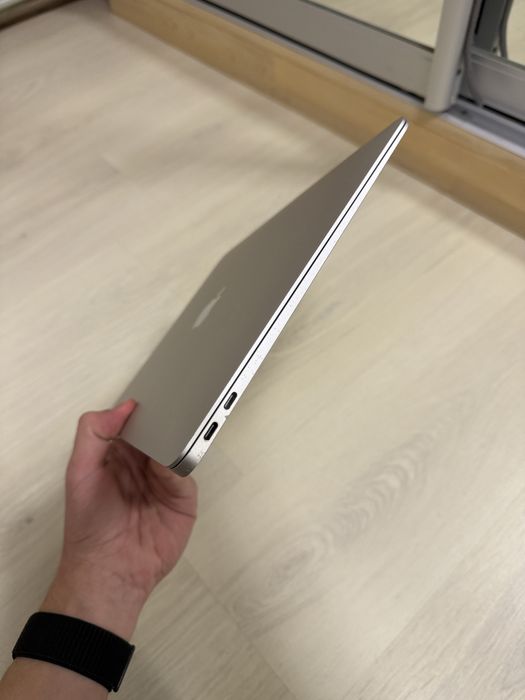 Macbook Air 2019 8 256