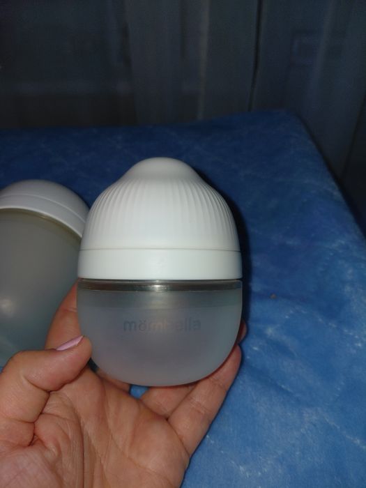 Butelki mombella 4 szt