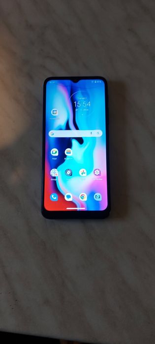 Продам телефон/ Moto e(7) plus