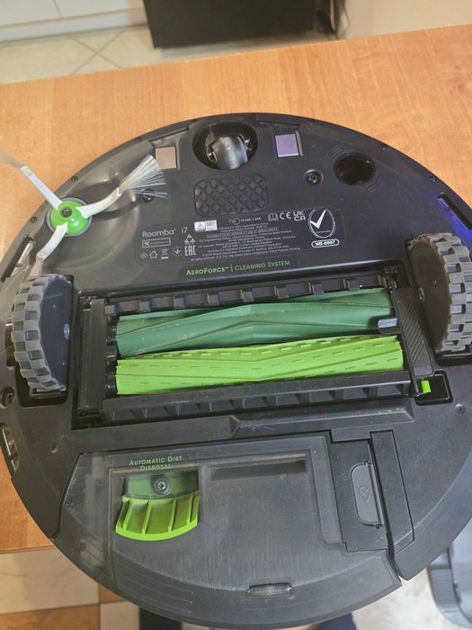 iRobot Roomba i7