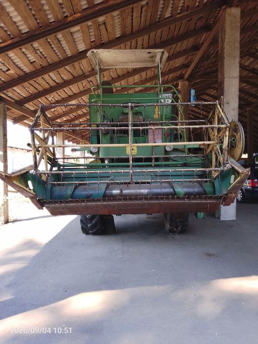 продам комбайн Джон дір 925