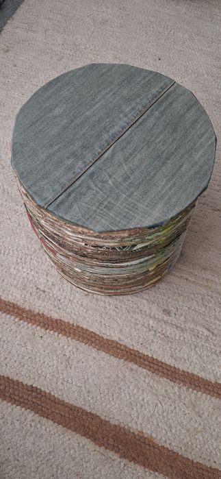 Puff recycling cardboard disc