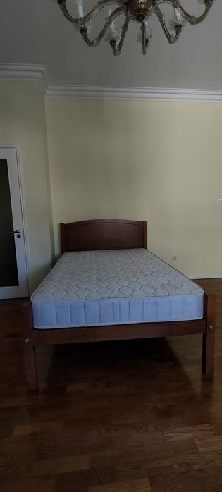 Cama + estrado + colchão
