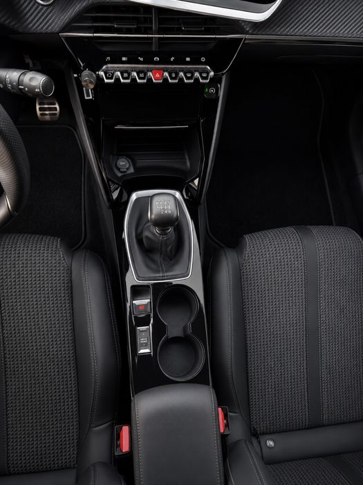 Peugeot 2008 1.2  GT line ( DESDE 221€ mês )