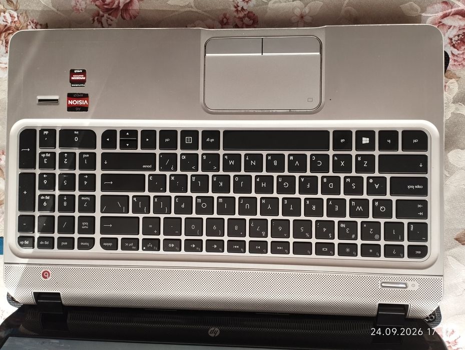 Ноутбук HP Envy m6