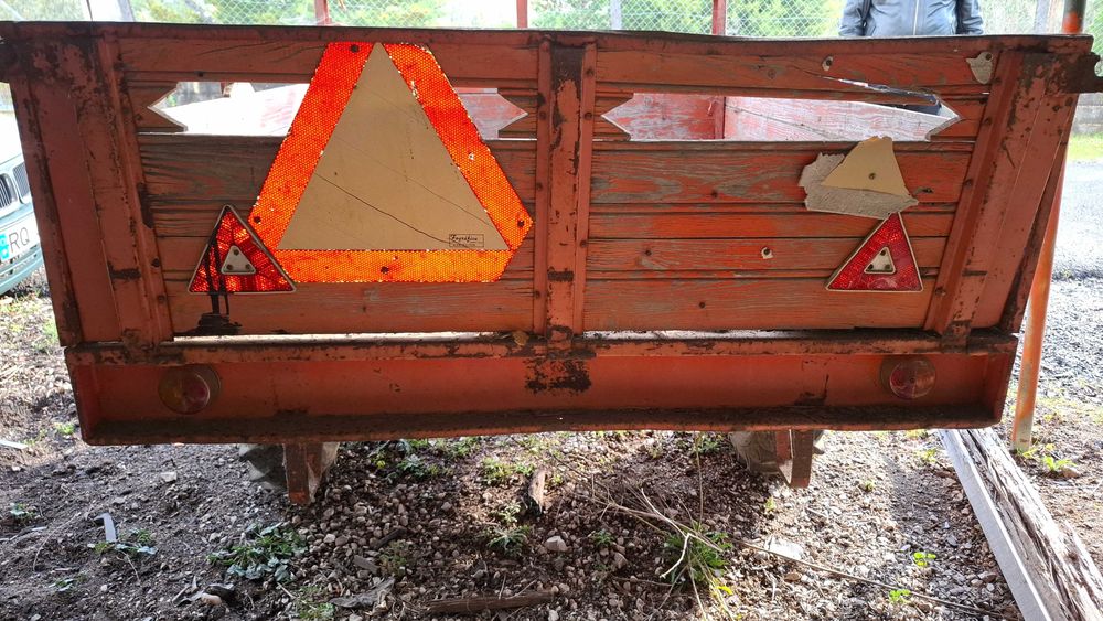 Alfaias agricolas - Motocultivador com atrelado