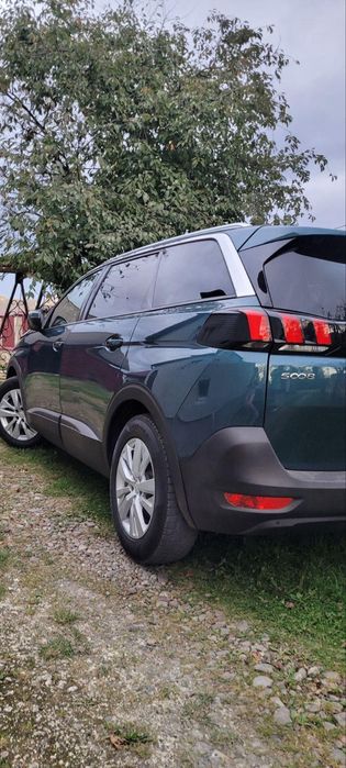 Авто Легкові автомобіль