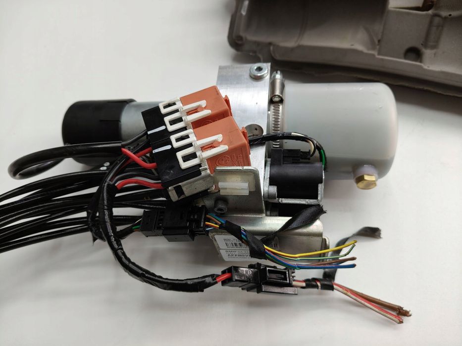 pompa dachu bmw 1 e82 e88 7171303 da1109999nl