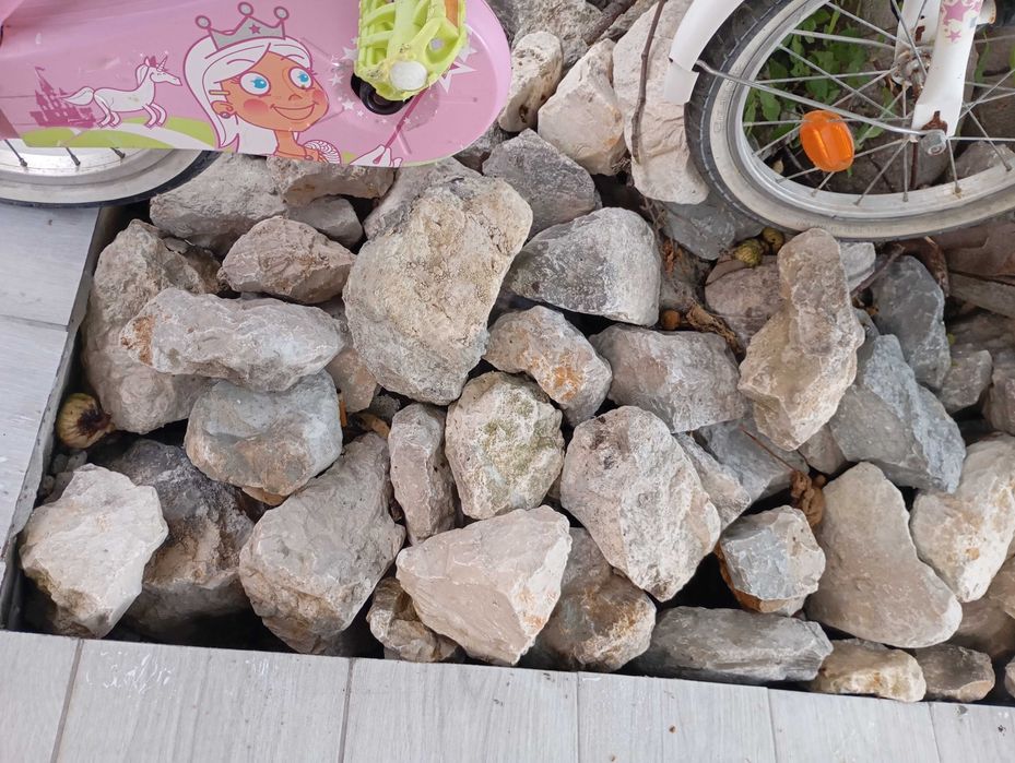 Pedras de obra ou decorativas