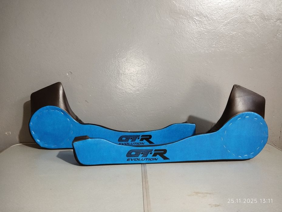 Продам накладки  на ваз 2108-09