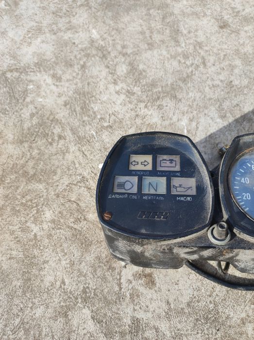 Приладова панель Іж Юпітер