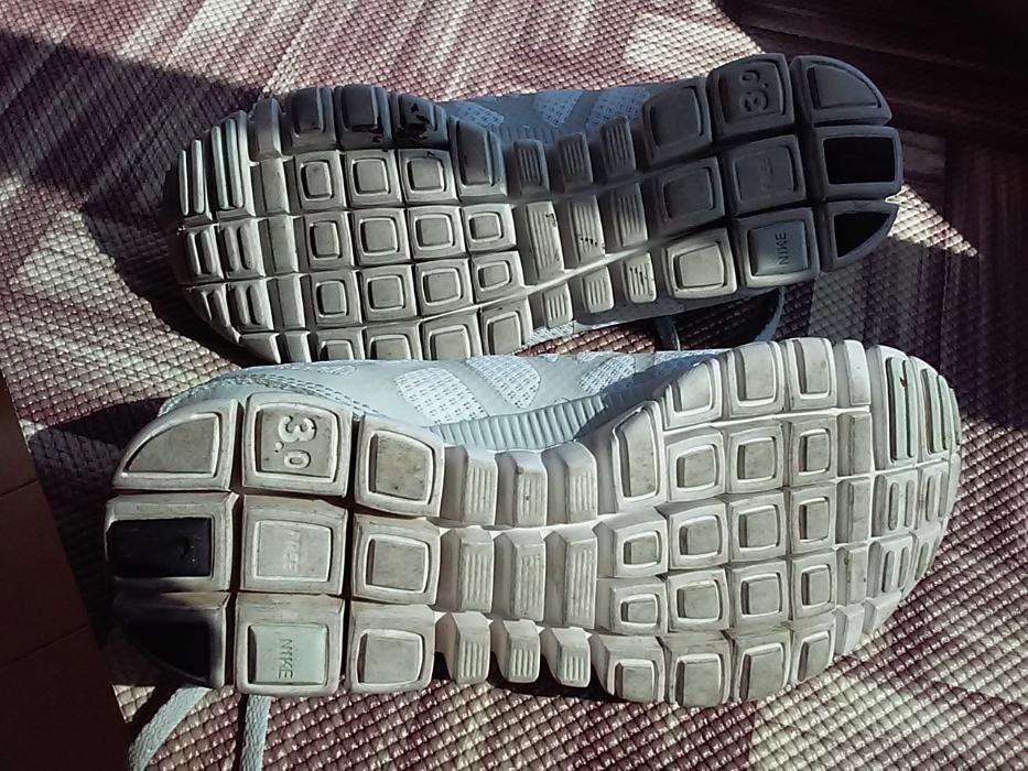 Ténis Nike, novos, brancos, alta qualidade T40 promoção