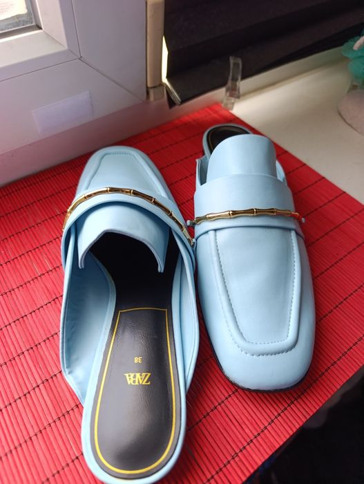 Новенькі мюлі Zara 38