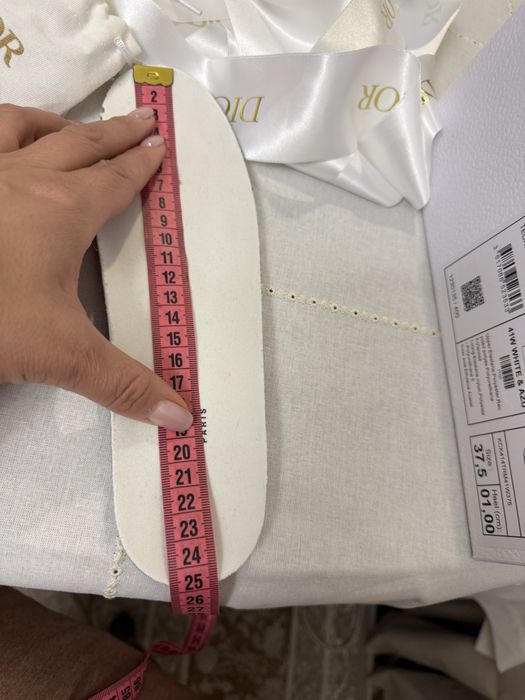 Кросовки Dior нові, ОРИГІНАЛ 37,5 розмір