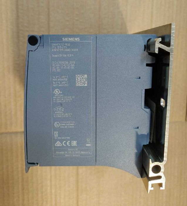 Sterownik PLC Siemens SIMATIC S7-1500 z modułem zasilającym PM 70W