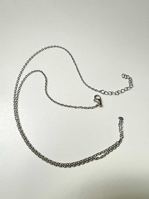Łańcuszek na szyje zwyczajny