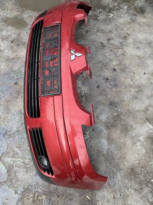 Бампер передній Mitsubishi Colt 9  2004—2008рік