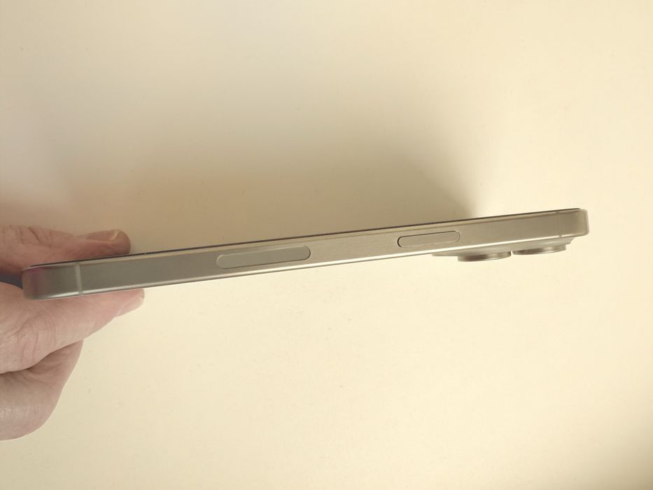 Продам Iphone 15 Pro Max 256 Gb