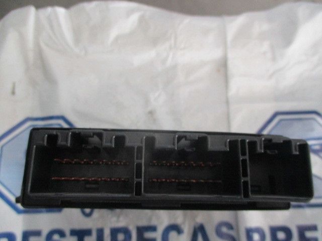 Centralina do fecho central FORD Transit Connect I (P65_, P70_, P80_)
