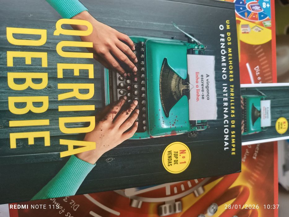 Livro novo QUERIDA DEBBIE da FREIDA McFADDEN